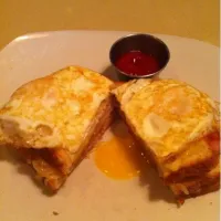 Croquet madam, ham, cheese with fried egg on top|sandy luuさん