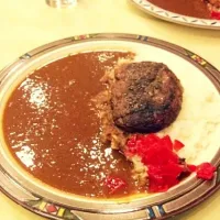 Snapdishの料理写真:ハンバーグカレー٩꒰๑❛▿❛ ॢ̩꒱|ゆうなさん