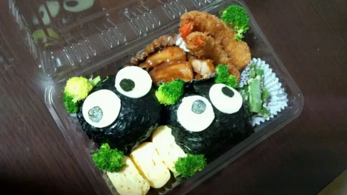 パパ弁当　まっくろくろすけ|あーいさん