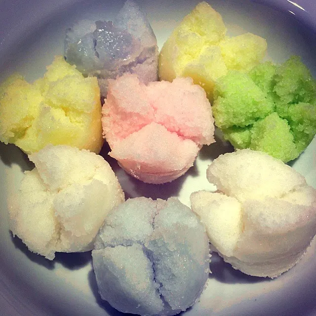 Snapdishの料理写真:Steamed rice cup cakes|willzさん