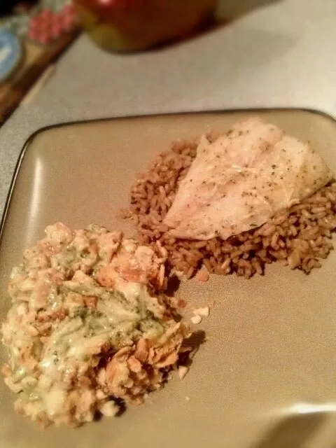 broiled fish over brown wild herb rice with broccoli cheese casserole|Michele Kiddさん