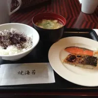 Snapdishの料理写真:Japanese style breakfast|ひろしさん