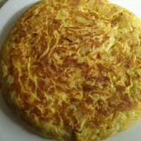 Tortilla de patatas con cebolla|Maria Jose Floresさん