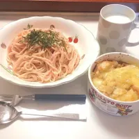 たらこスパとオニオングラタン♡|あかりさん