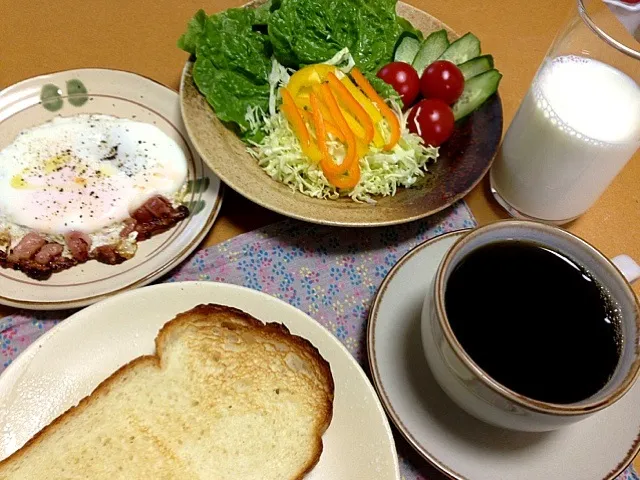 今日の朝食!|Kei Satoさん