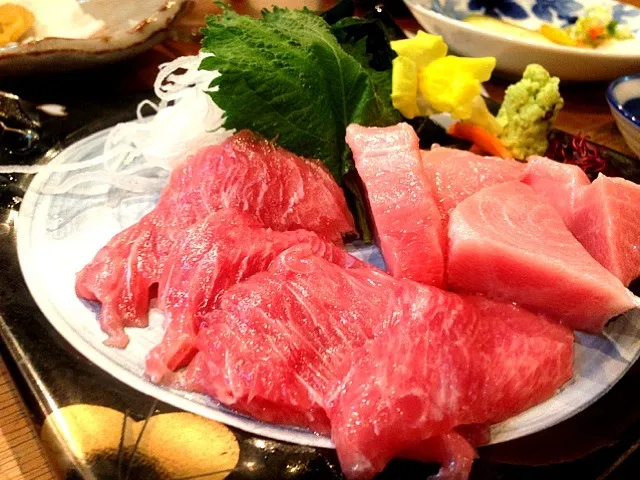 本マグロの、脳天と頬肉！|たぐっちさん