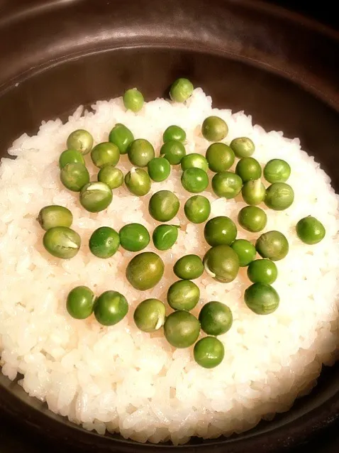 豆バター土鍋御飯🍚|炊かれたいオトコ おこん 小栁津さん