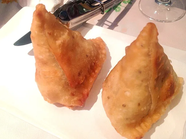 Snapdishの料理写真:Samosa|Johnnyさん