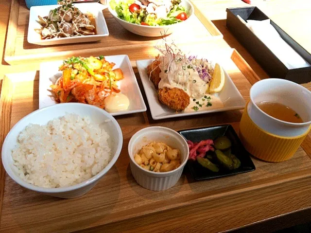 セレクトランチ〜カキフライと豚キムチ〜|さほこさん