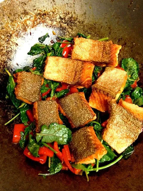 Steelhead trout, kale, red peppers, bacon fat|andrew franciscoさん