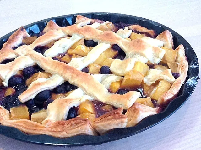 Test pie for Pi day tomorrow|Kirsten Adachiさん