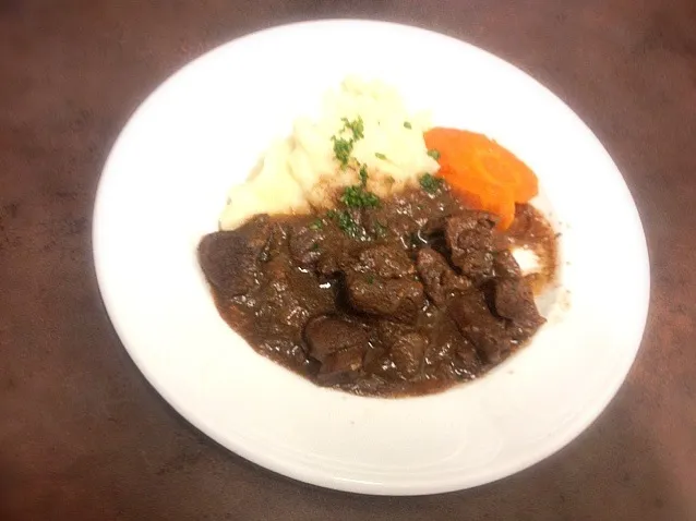 Beef & Redwine stew|kazuko Tsujiさん