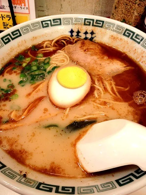 Snapdishの料理写真:くまもとラーメンPart2（＾ν＾）|よっしいださん