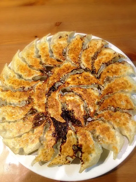 餃子焼き上がり(*^^*)|ひとみさん