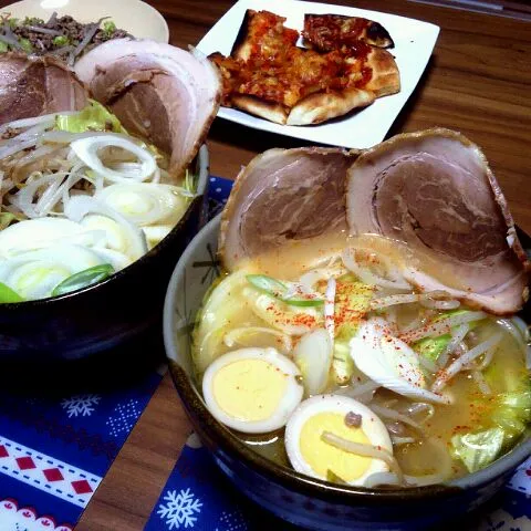 味噌ラーメンとキムチーズのナンピザ|せなさん