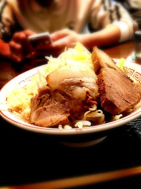 Snapdishの料理写真:野菜とんこつラーメン|ゆかびっちさん