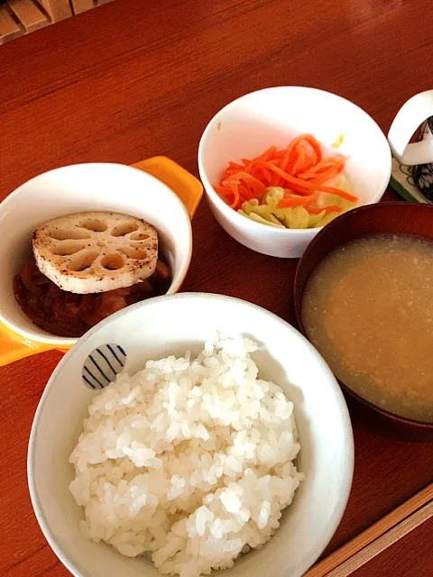 ささみ生姜焼き、ナムル、味噌汁|ざいさん