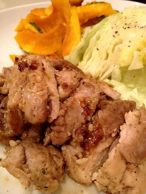 Snapdishの料理写真:グリルドチキンと野菜のオーブン焼き🐔|popoさん