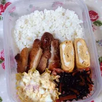 Snapdishの料理写真:照り焼きチキン弁当|マリノさん