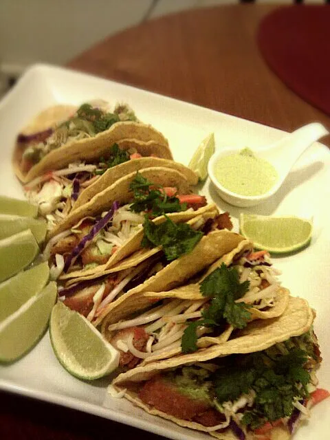 Snapdishの料理写真:Asian style crispy chicken tacos|marcさん