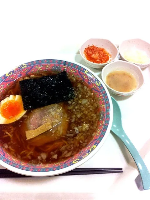 Snapdishの料理写真:八王子ラーメン トッピング付|gee peeさん