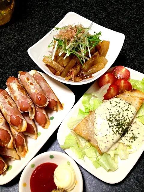 メカジキのソテーマヨ＆粒マスソース•大根の炒め物•シュウマイの皮の残りでウインナー巻き巻き|がぁがさん