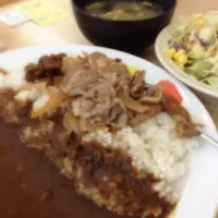 Snapdishの料理写真:牛カレー|@SAKURAさん