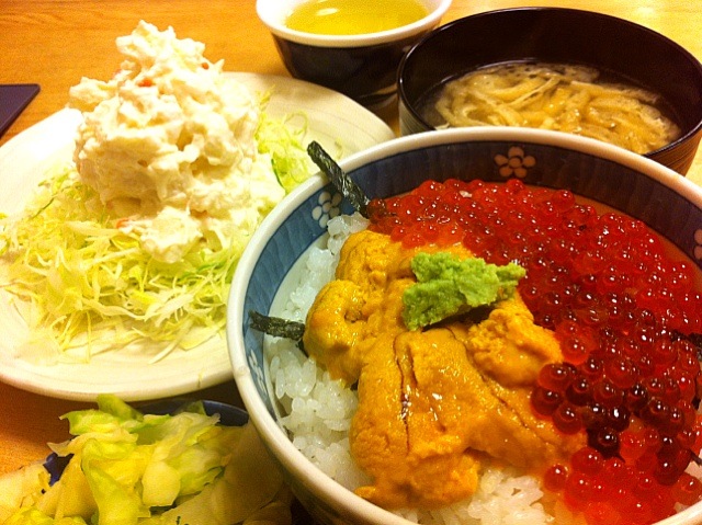 うに いくら丼 和楽 新橋 塩豚骨 Snapdish スナップディッシュ Id Qqyh0a