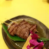 Snapdishの料理写真:石垣牛の串焼き|ちゃそさん