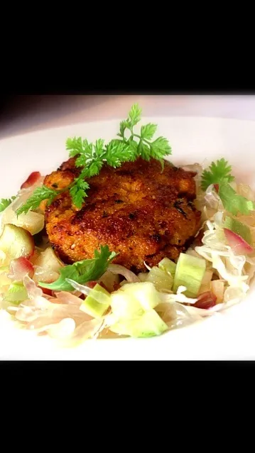 Thai sausage pattie with Rose apple green mango salad|willzさん