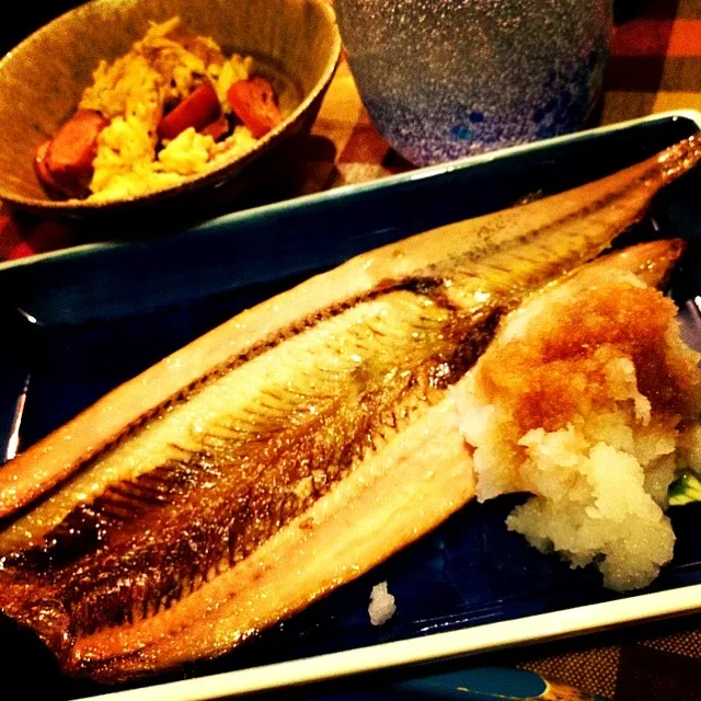 Snapdishの料理写真:秋刀魚の干物,卵とソーセージの炒め物|りーぴんさん