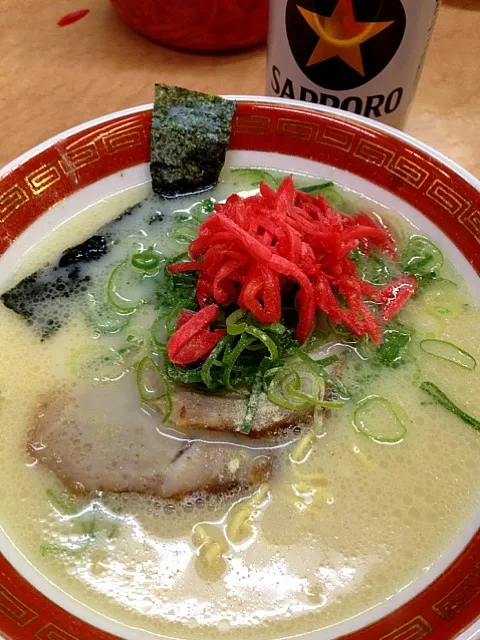 とんこつラーメンばりかた|伍龍やすさん