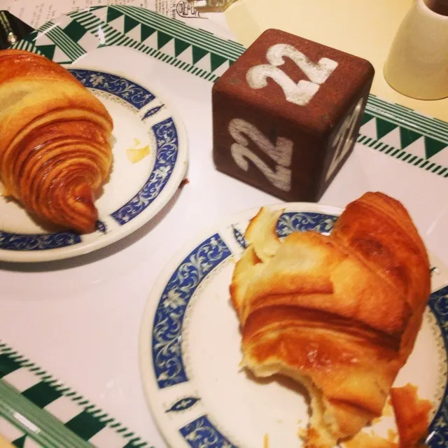 Croissants from Tiong Bahru Bakery|hurul | 후룰さん