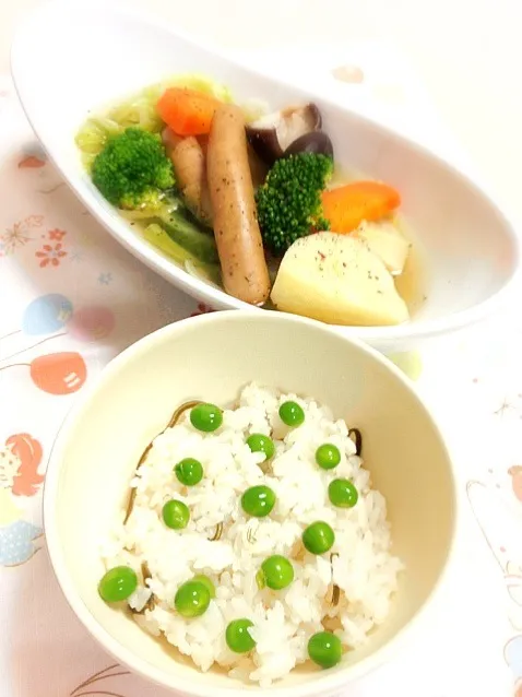 Snapdishの料理写真:お豆ご飯とポトフ|麻希さん