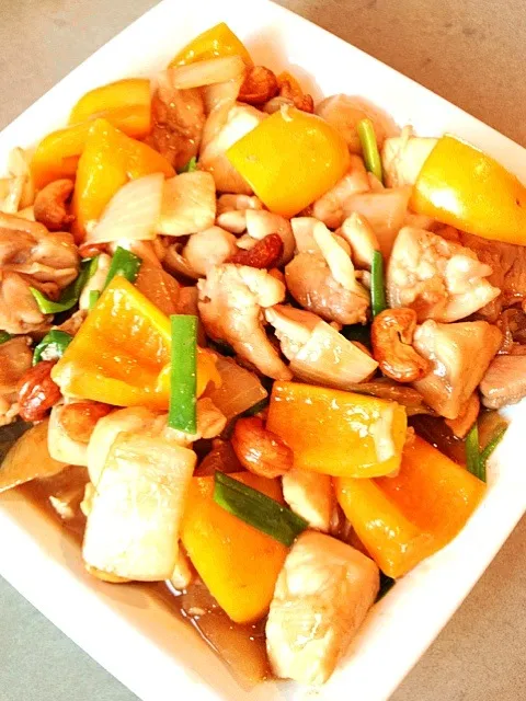 Stir fry chicken with cashew nuts|12Dragonさん