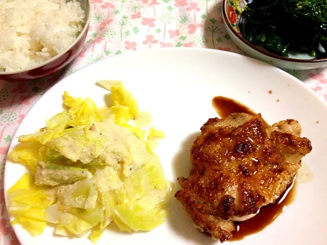 チキンステーキ バルサミコソース シーザーサラダ 菜の花のからし和え|美和さん