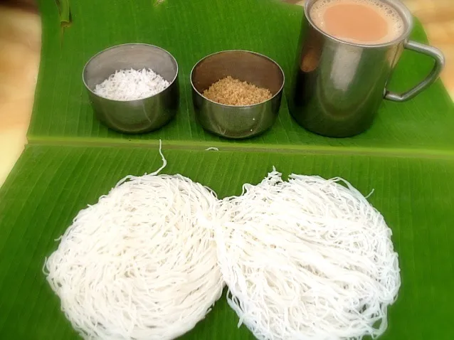 Putu Mayam with milk tea|Wan HLさん