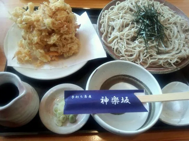 Snapdishの料理写真:かき揚げ蕎麦|太一さん