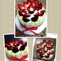 Strawberry Charlotte cake.|Esther :dさん