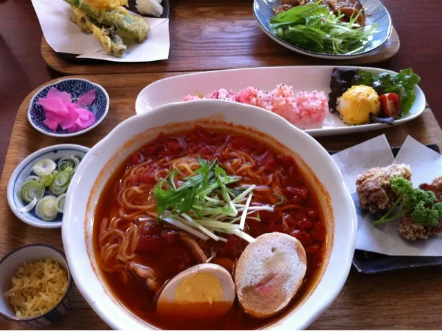 ランチ会〜私はトマトラーメンセット|まーままさん