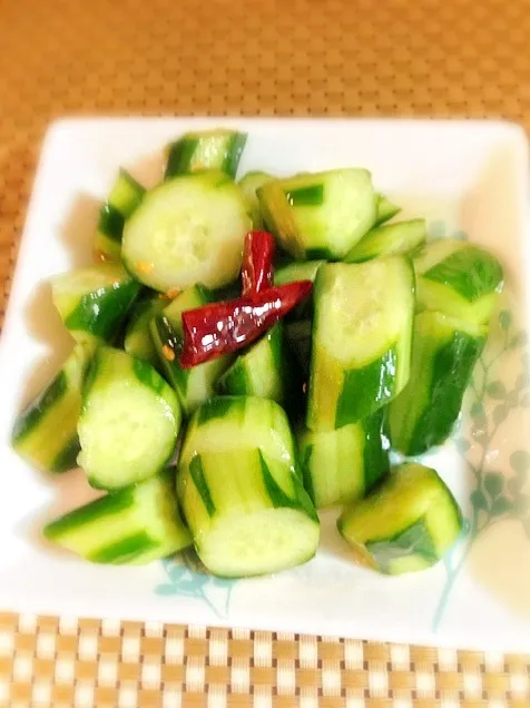 Pickled cucumber❗キュウリの浅漬け 胡麻油 by chef hubby&me|🌈Ami🍻さん