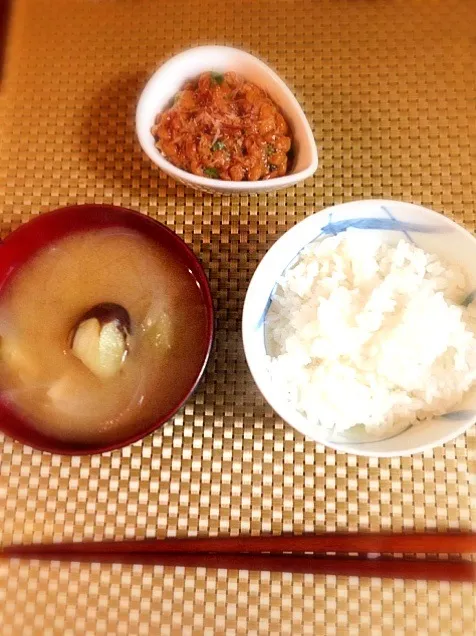 Rice,miso soup(Eggplant and onions) and Natto🍚納豆,お味噌汁(玉ねぎ&茄子),白飯|🌈Ami🍻さん