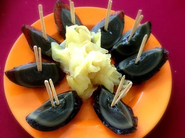 Century Egg with pickled ginger|Wan HLさん