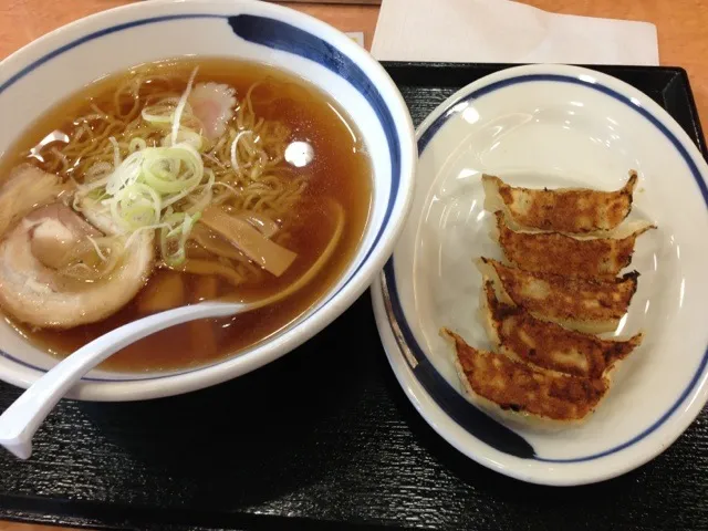 ラーメン餃子 藤沢市|肉大好きさん