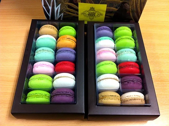 Macaron from Mandarin Oriental Shop|Nitny Luizさん