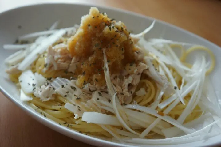 鶏ささみと長ネギのおろしパスタ|cookingパパ五郎さん