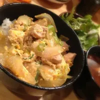 Snapdishの料理写真:親子丼|あずにゃんさん