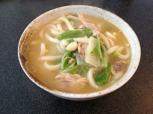 Udon with chicken broth|Goro Pinkさん