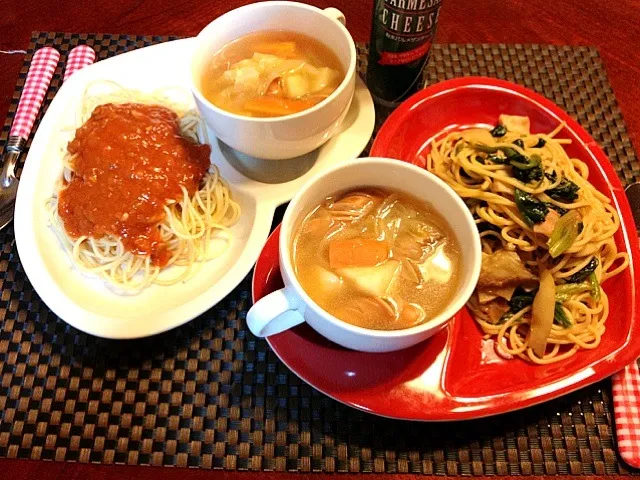 ミートスパvsほうれん草とキノコベーコンのバター醤油パスタ、ポトフ|ゆ♡き♡えさん