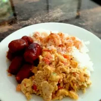 Snapdishの料理写真:Sweet pork sausage and eggs with sweetened rice|marcさん